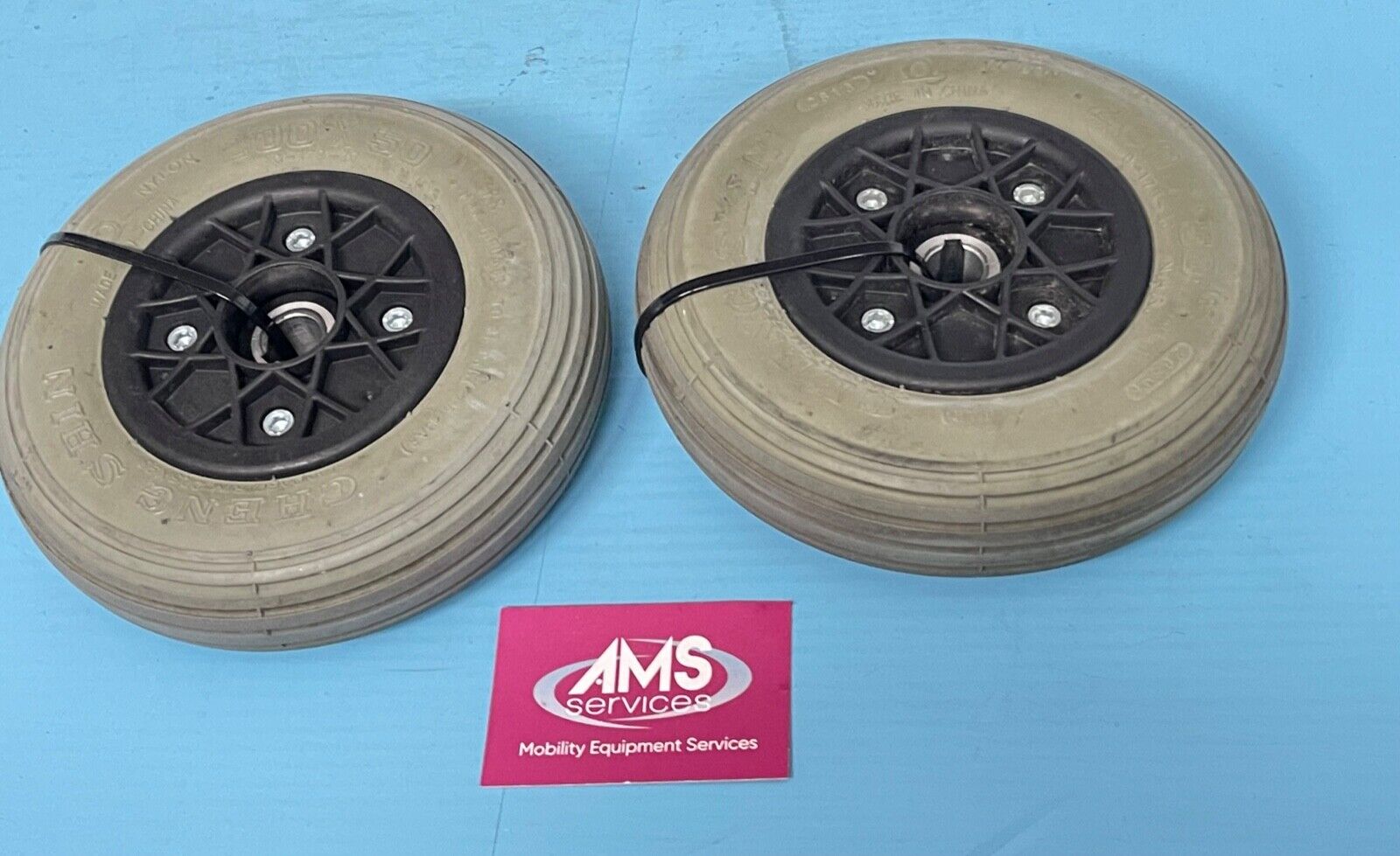 Invacare Lynx 4 mph Mobility Scooter Rear Wheels & Solid Tyres Parts